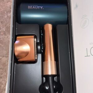 Cortex Beauty Hotshot Lightweight Compact Dryer New